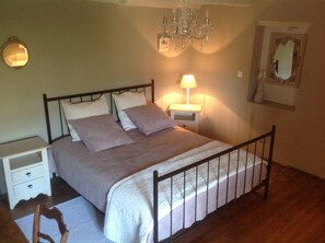 3 Schlafzimmer, Bügeleisen/Bügelbrett, kostenloses WLAN, Bettwäsche
