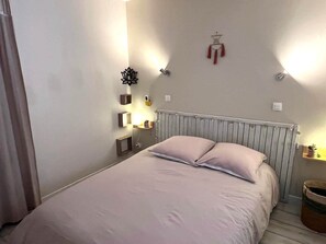 1 chambre, coffre-fort, fer et planche à repasser, Wi-Fi