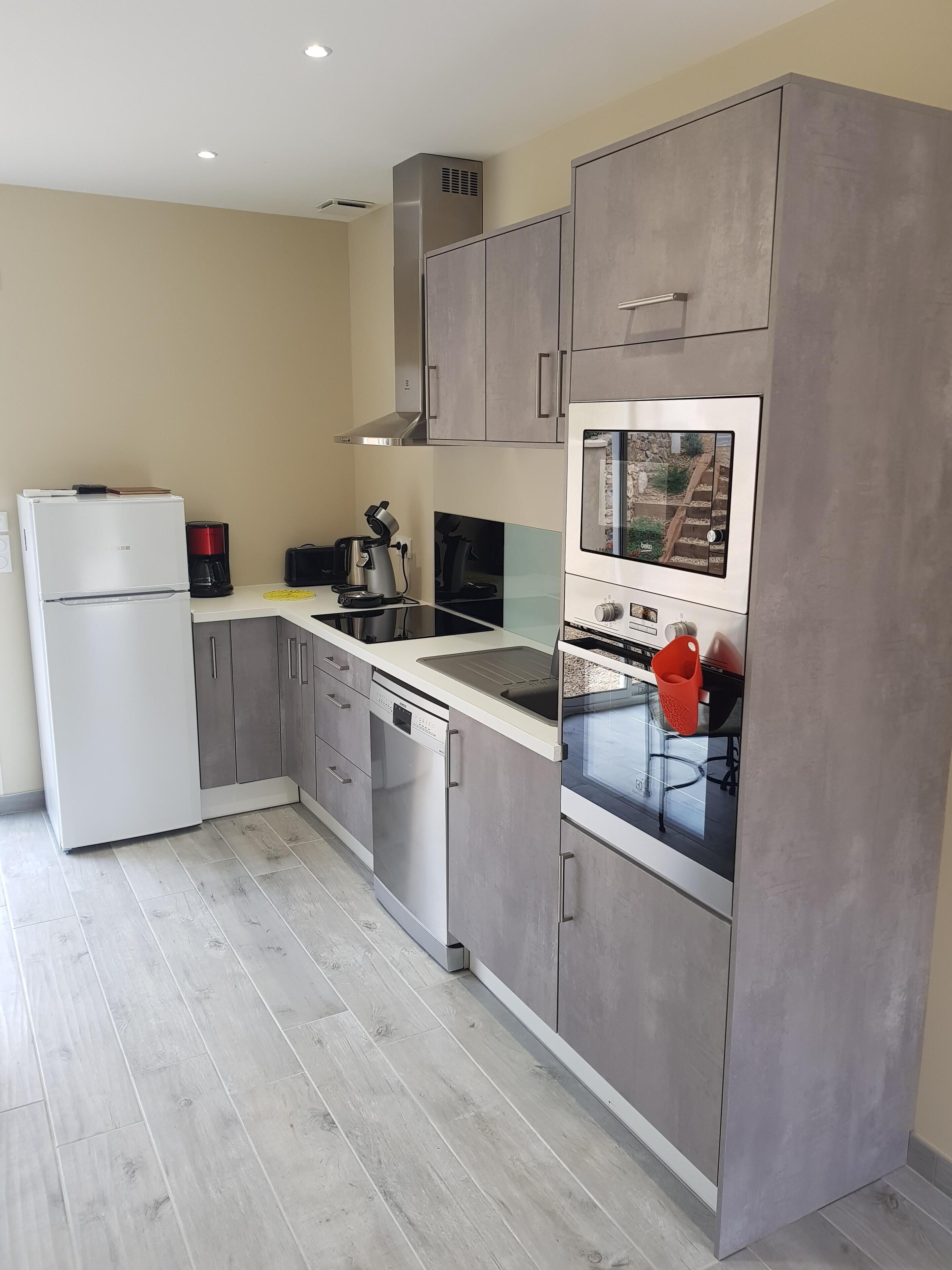 Calm, comfort, relaxation and sunshine for this 4 **** apartment welcoming 5 p.