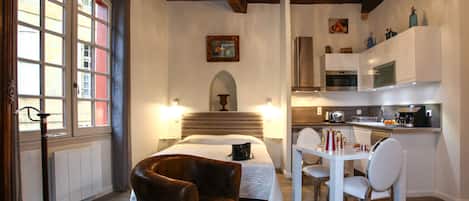 1 bedroom, iron/ironing board, WiFi, bed sheets