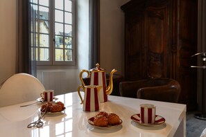 Dining - STUDIO L 'ALCÔVE IN THE HEART OF THE HISTORICAL CENTER (Sarlat-La-Canéda)