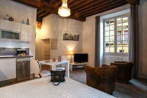 Interior - STUDIO L 'ALCÔVE IN THE HEART OF THE HISTORICAL CENTER (Sarlat-La-Canéda)