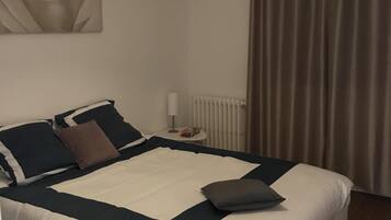 3 Schlafzimmer, Bügeleisen/Bügelbrett, Reisekinderbett, WLAN