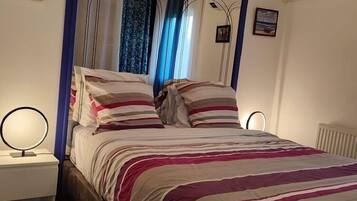 5 chambres, fer et planche à repasser, lit parapluie, Wi-Fi