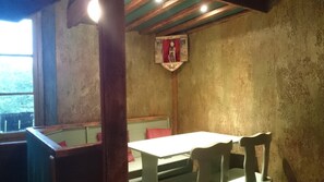 تناول الطعام