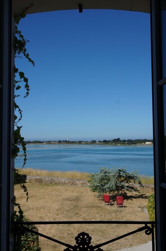 Appt 2Pièces 25m² 2 pers au 1er étage vue sur le havre de Portbail