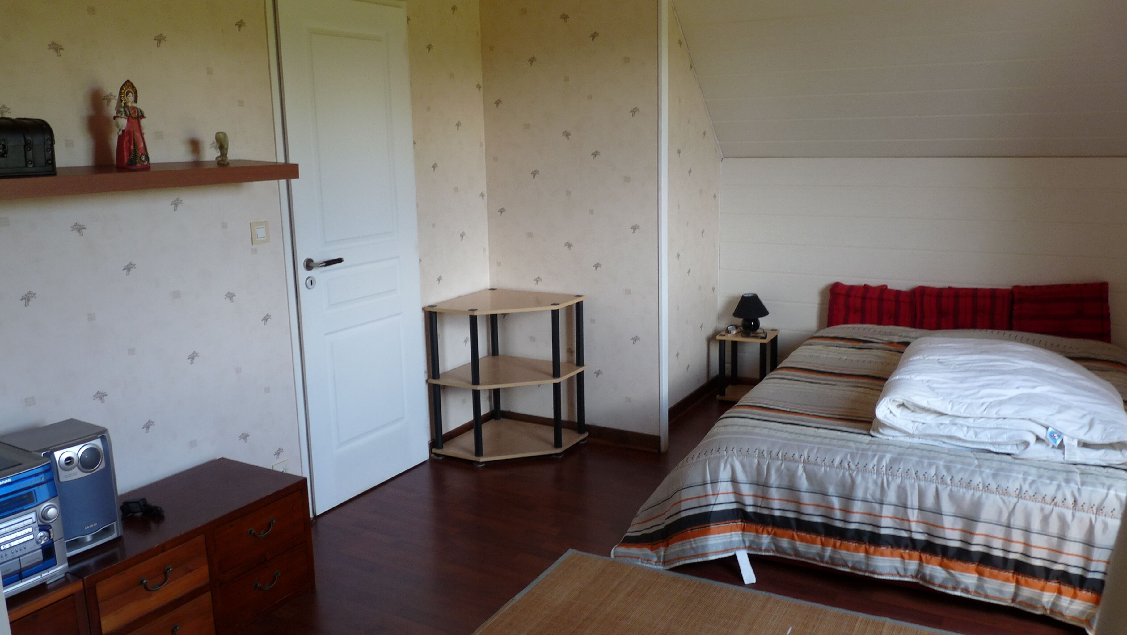 Hent Meur, family home