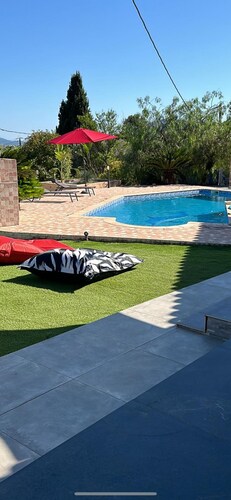 Villa of even foot 140m2 on 2000m2 of ground with swimming pool  