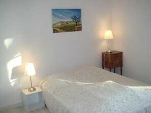 7 bedrooms, iron/ironing board, WiFi, bed sheets - house high capacity with private pool (Meursanges)