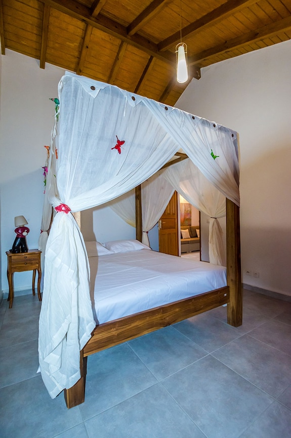 Bungalow De Vainilla, Piscina, A 3 Km De La Playa - Guadalupe