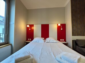 1 室のベッドルーム、アイロン / アイロン台、WiFi、ベッドシーツ
