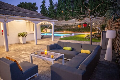 "La Perla" spectacular house with private pool 8 minutes from Sitges 