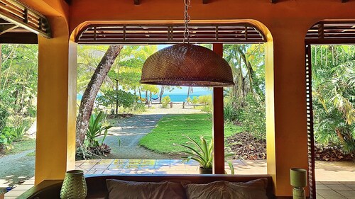 Beach house. Swimming & Wildlife