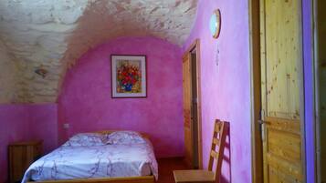 6 bedrooms, Internet, bed sheets