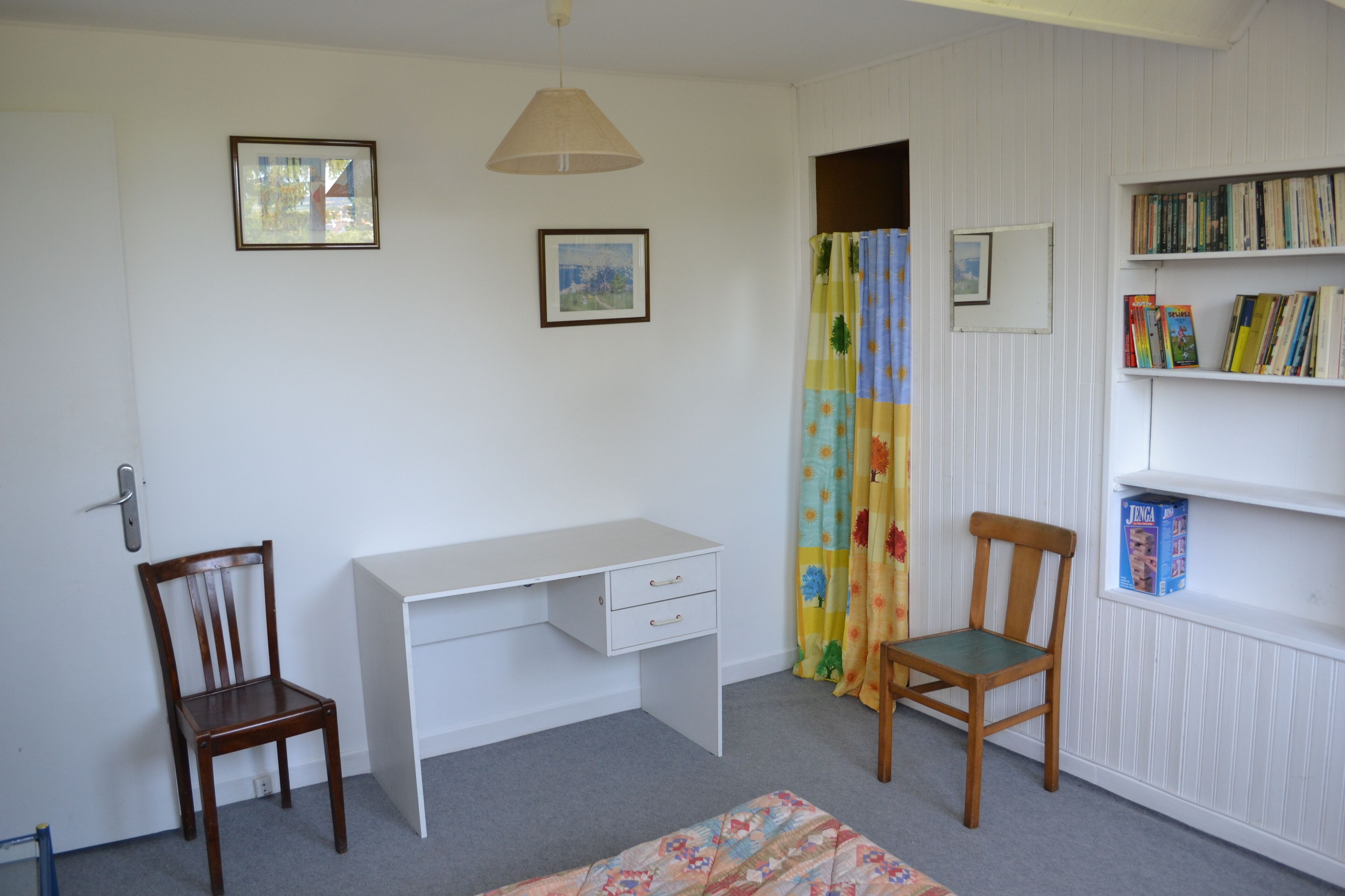 Apartment in charming house near center