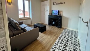 TV - LE CHAPITRE  - Wonderful flat close PART DIEU (Lyon)