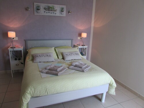 CHAMBRE D'HÔTES A LA CAMPAGNE PROCHE CHEMILLE-EN-ANJOU