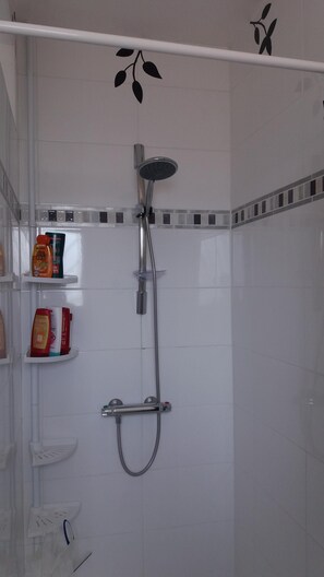 Dusche, Haartrockner