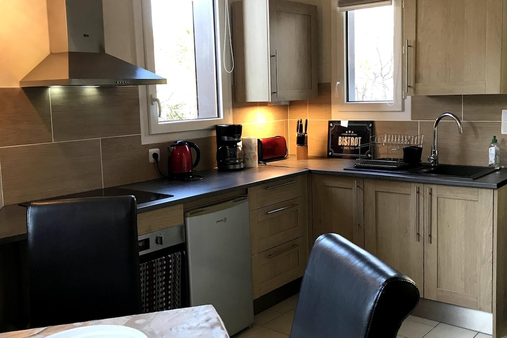 Beautiful apartment in the heights with beautiful views