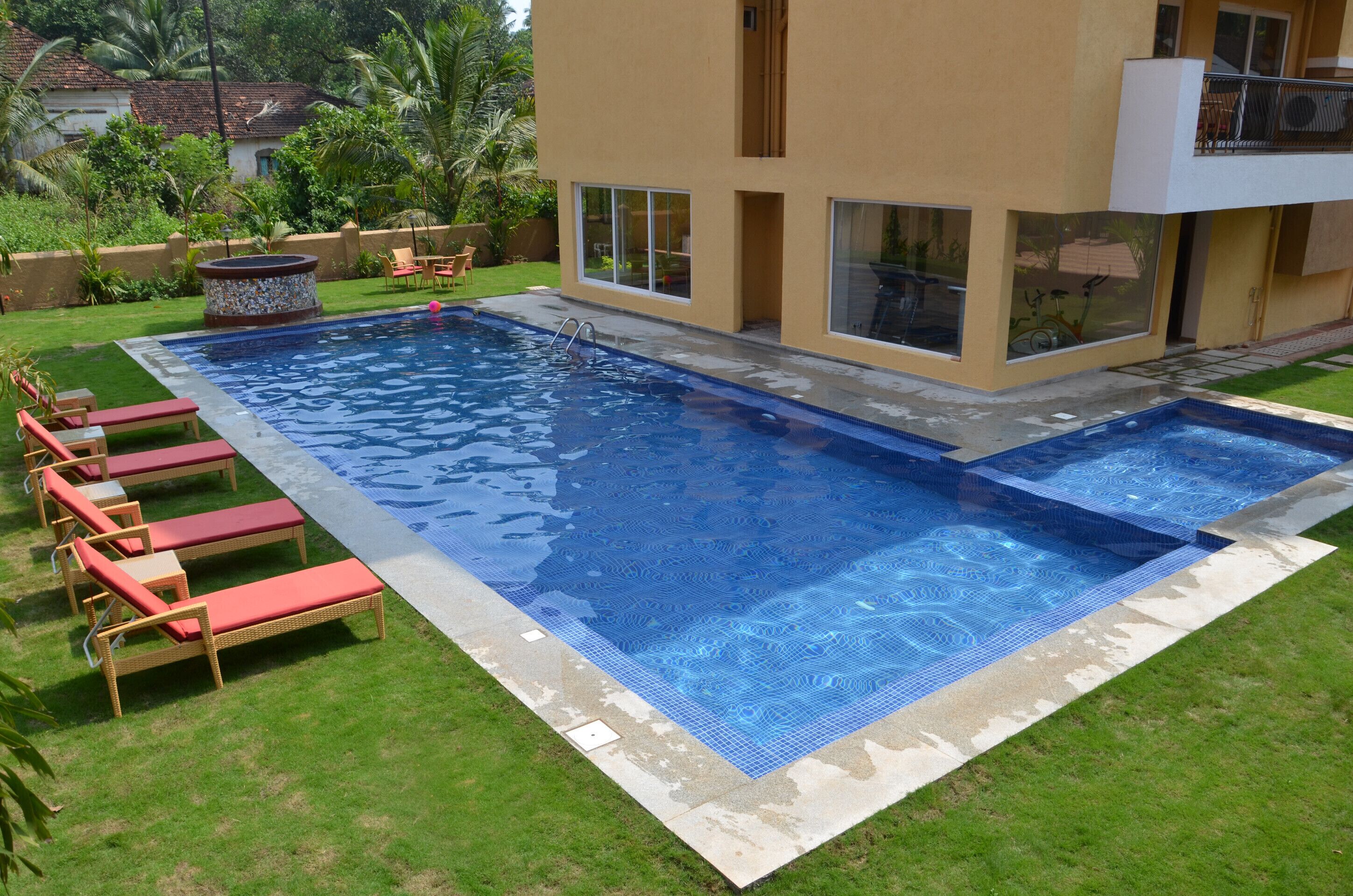 Luxury Serviced Apartment 2-Bedroom