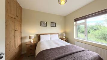 3 bedrooms, iron/ironing board, travel cot, WiFi