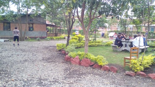 Red Rocks Rwanda Hostel / Camping / Visites & Activités Culturelles