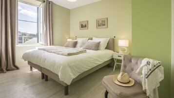 6 Schlafzimmer, Bügeleisen/Bügelbrett, Reisekinderbett, kostenloses WLAN