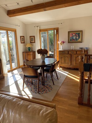 تناول الطعام