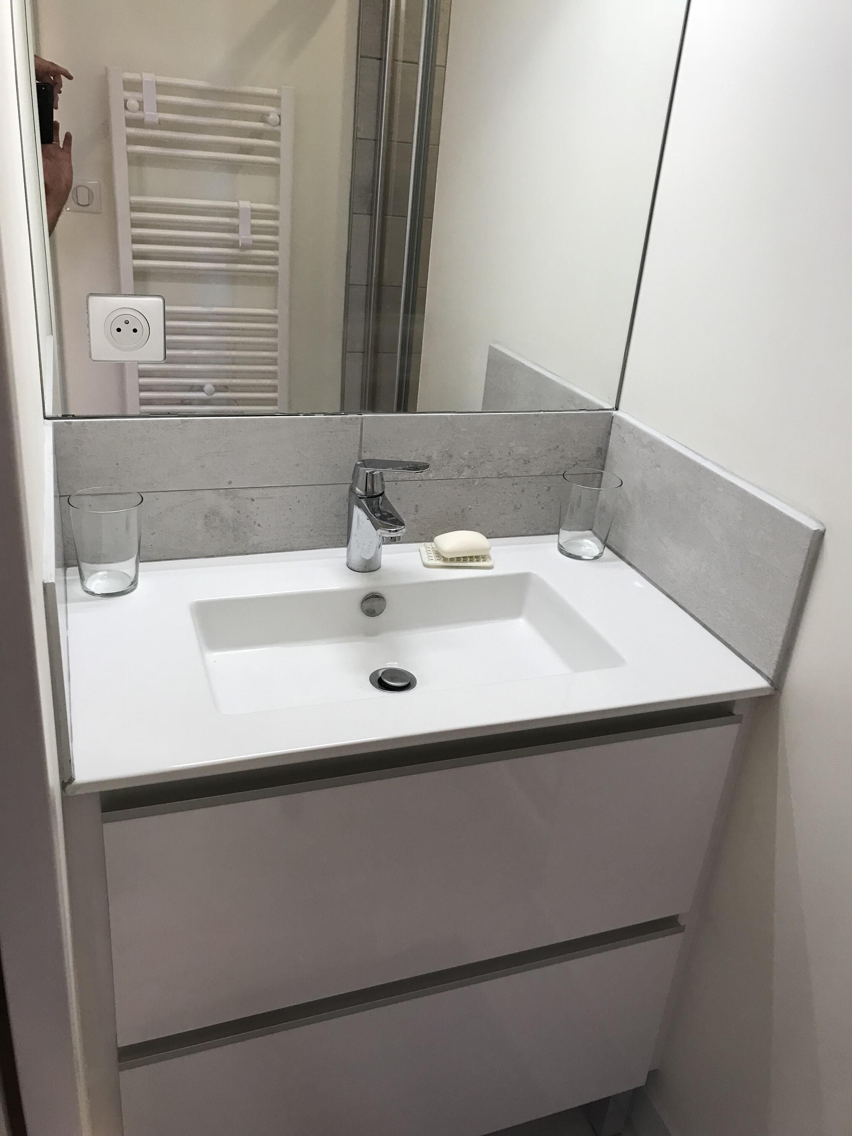 Large studio in Biarritz next to the Thalassotherapy center on Miramar beach