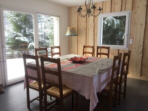 تناول الطعام