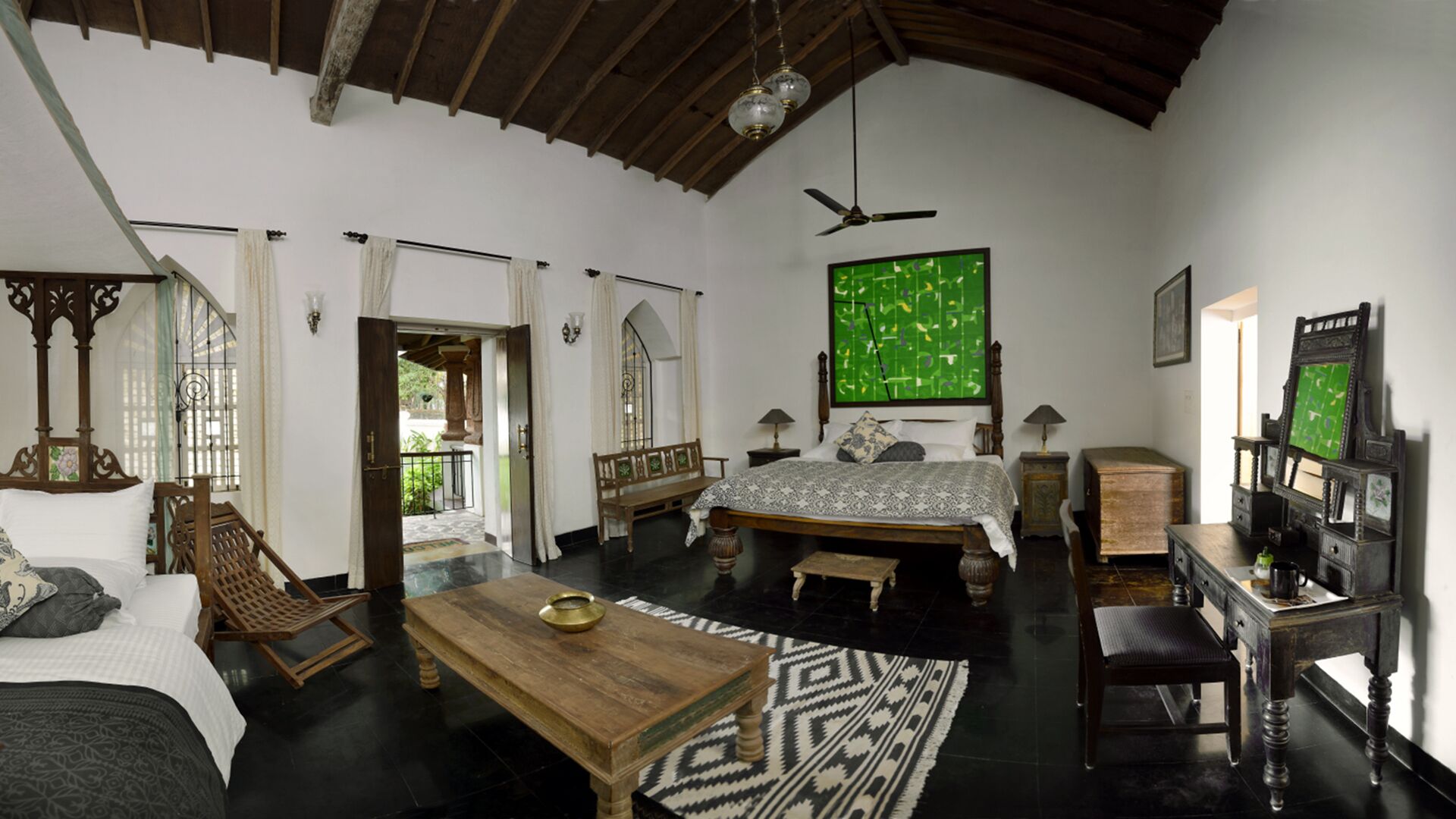 Stunning designer Villa with Pool in North Goa