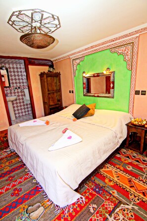 6 bedrooms, free WiFi