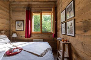 3 chambres, fer et planche à repasser, accès au Wi-Fi (inclus)