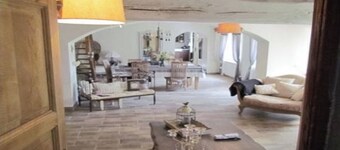 Charming house on the edge of the woods