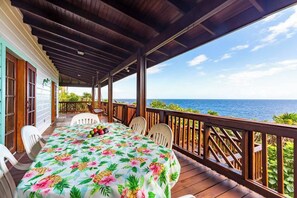 Outdoor dining - Annabel by Island House Vacation Rentals (West Bay)