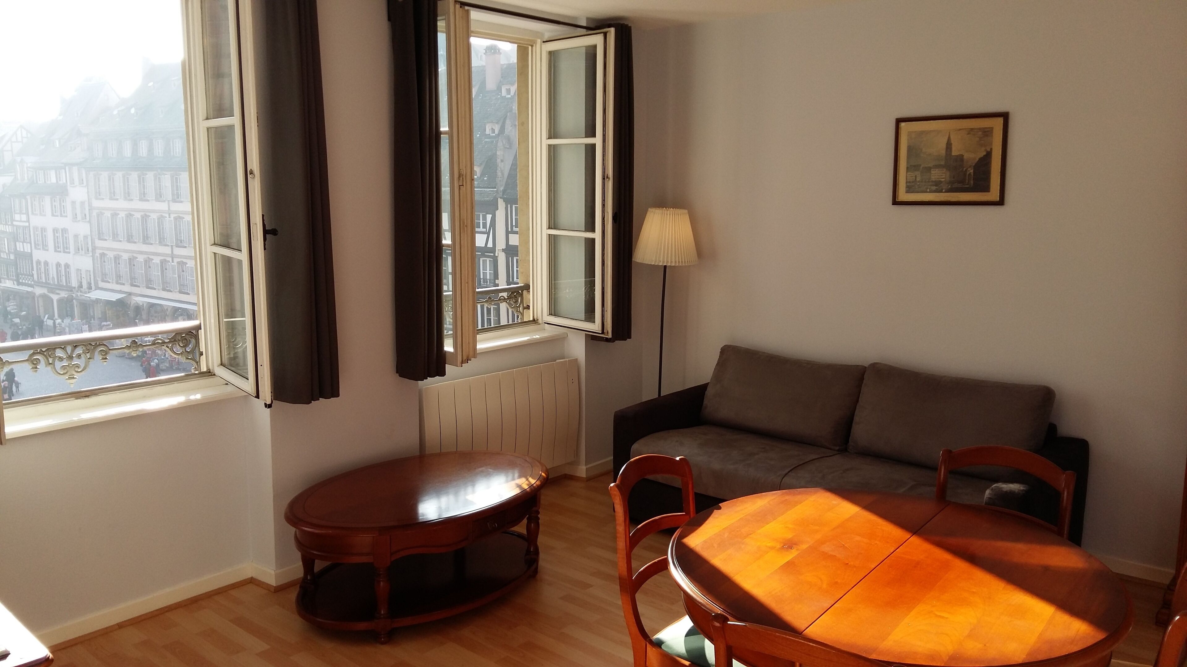 1 bedroom apartment 45m2 Place de la Cathédrale Center-ville Strasbourg