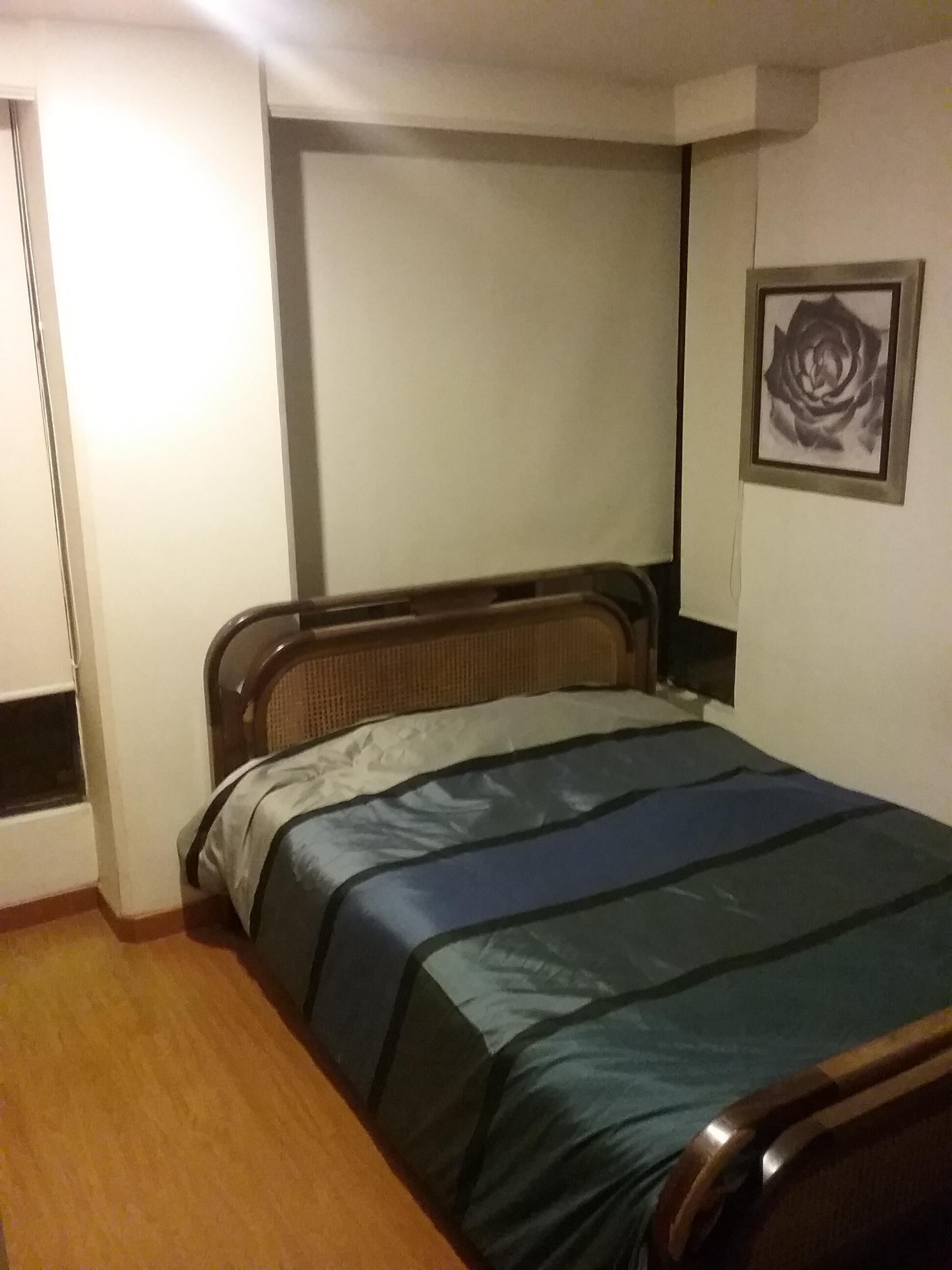 Furnished Room With Private Bathroom In Apartment Well Located.