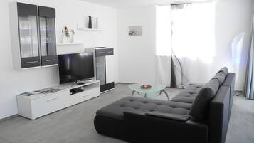 Fernseher, DVD-Player