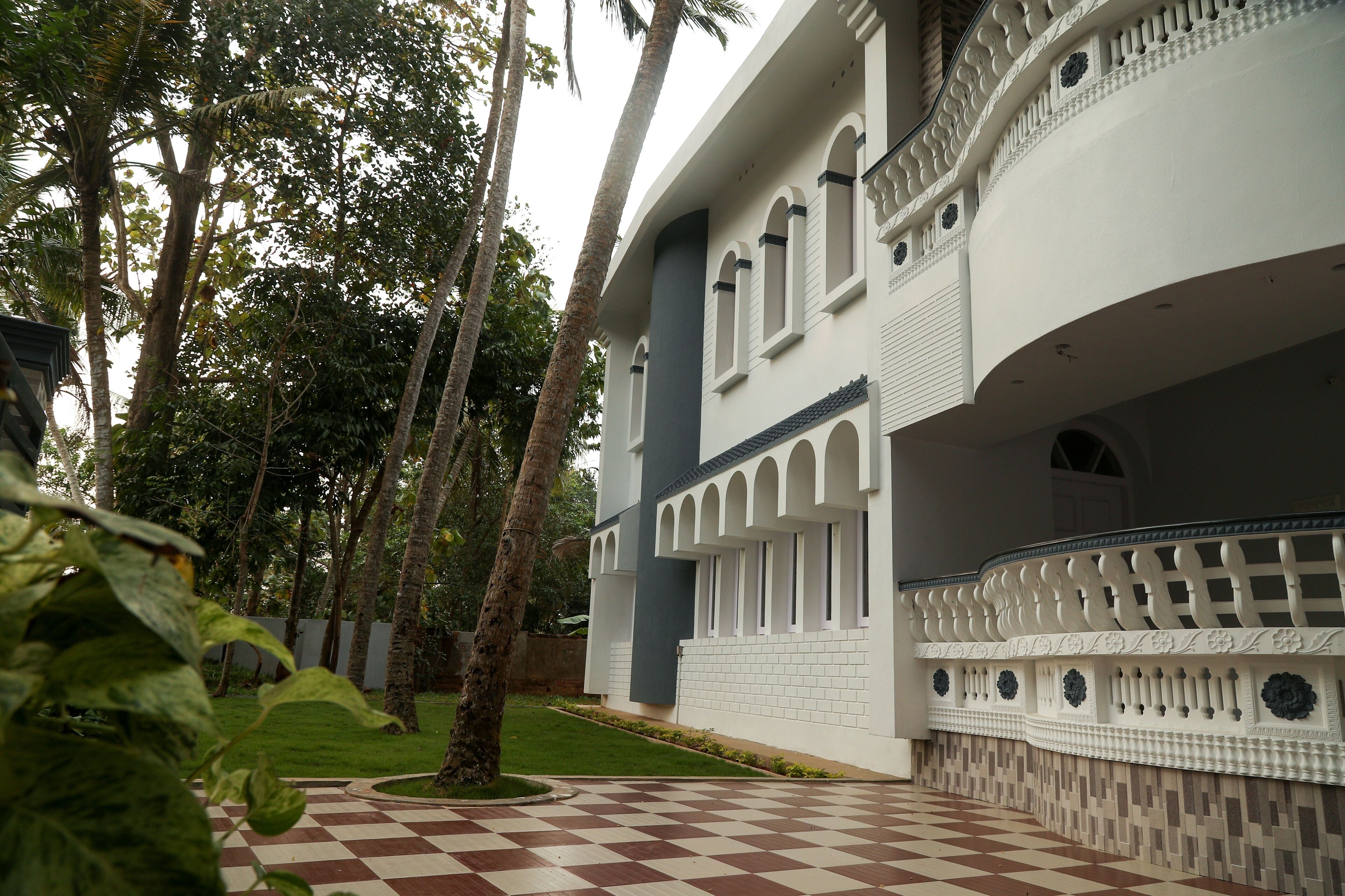 Grandeur Inn Bed & Breakfast, home away from home!