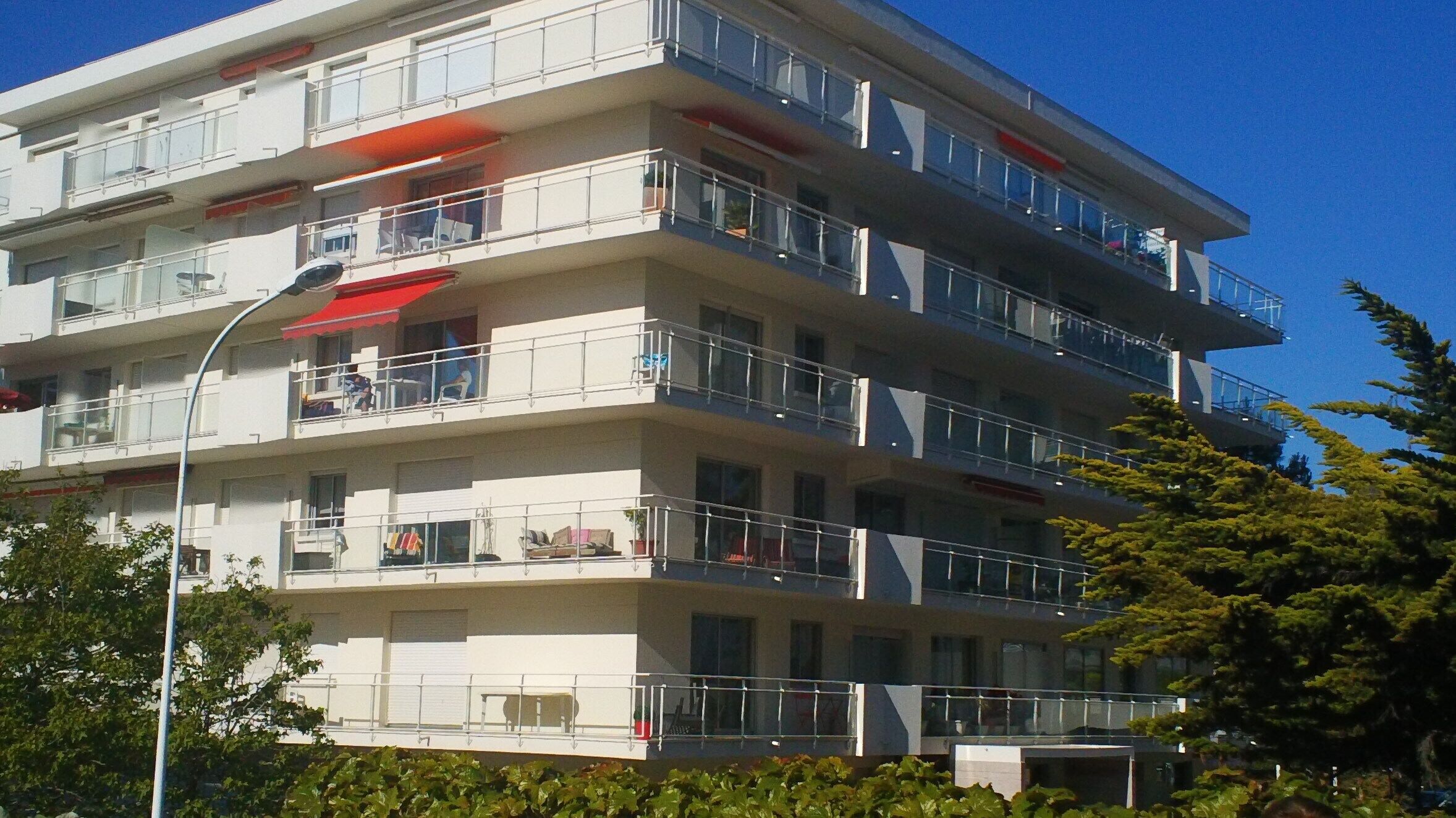 AV STUDIO COAST general de Gaulle