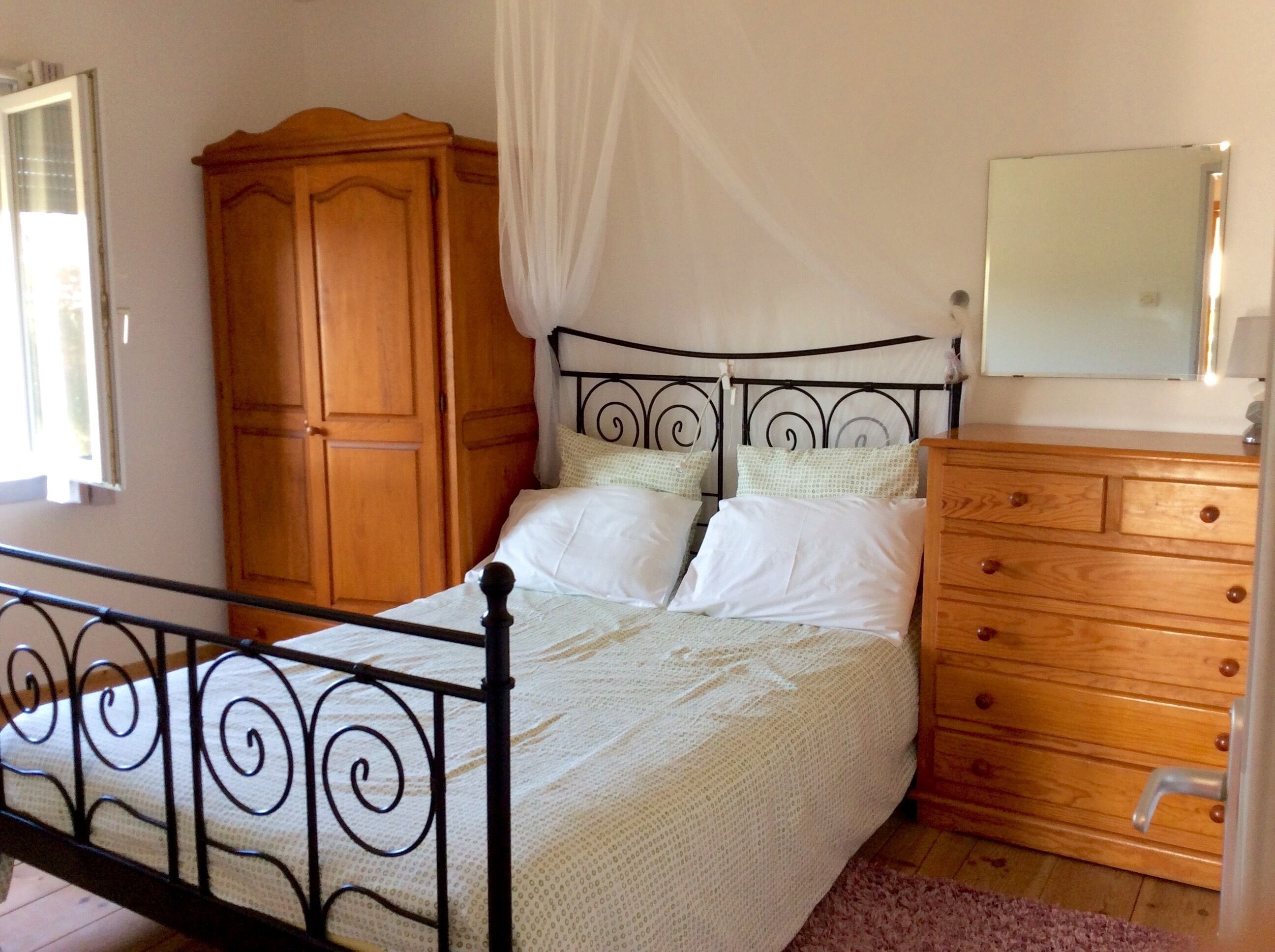 Cottage for 7 people with heated pool equipped with baby