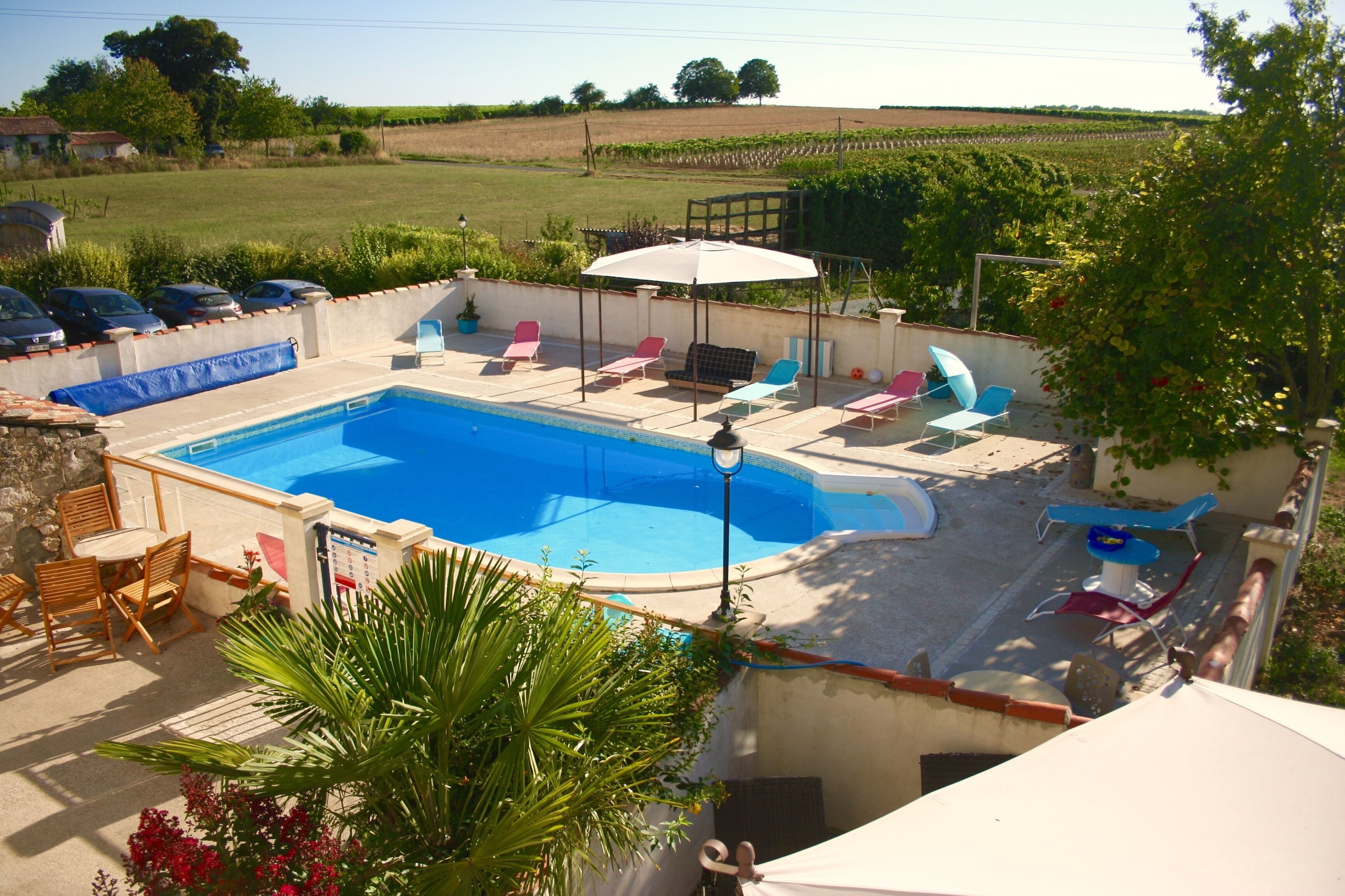 Cottage for 7 people with heated pool equipped with baby