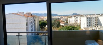 T2 renovated air conditioned in the city center, open view