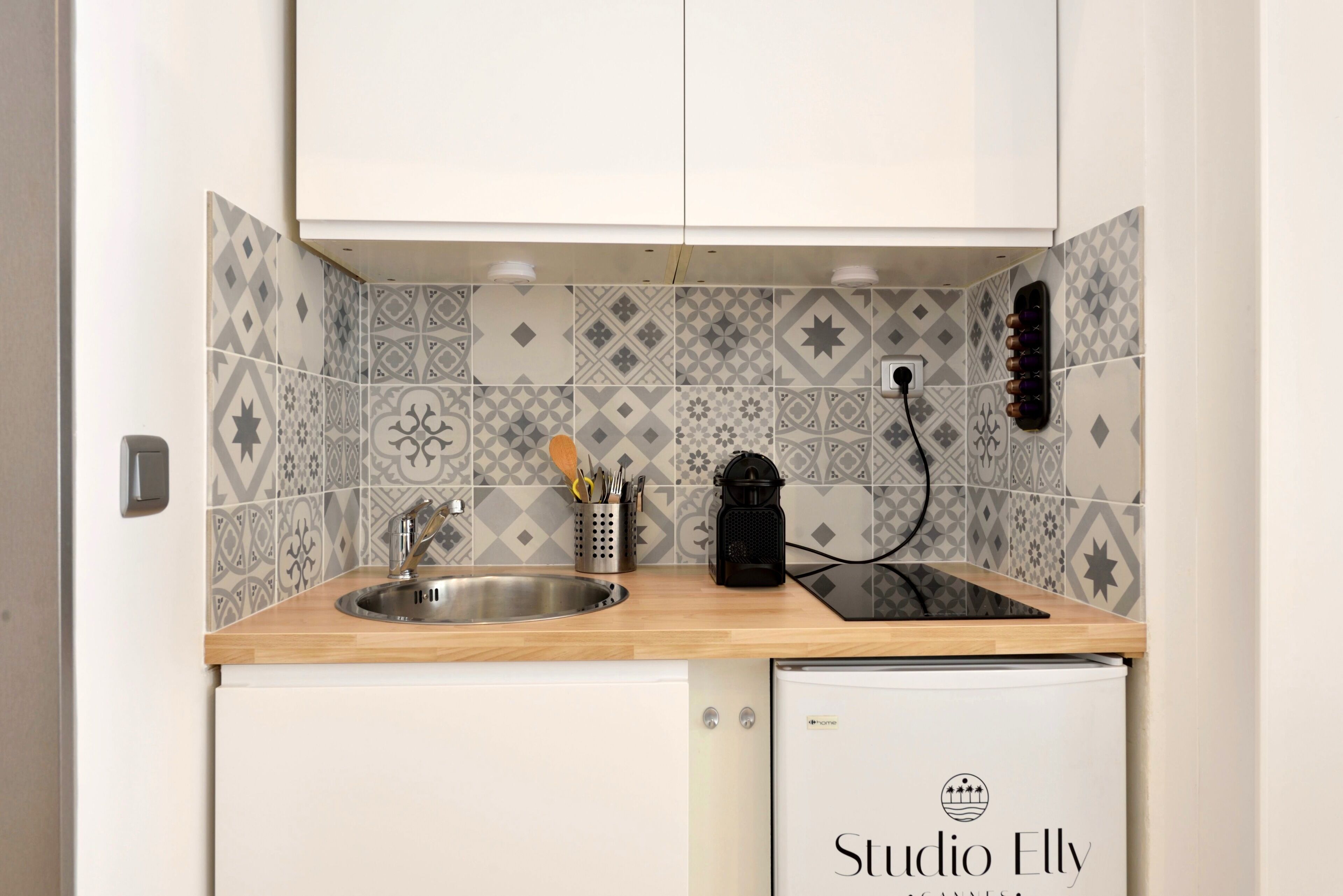 Central studio near the Palais des Festivals