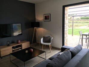 TV, books