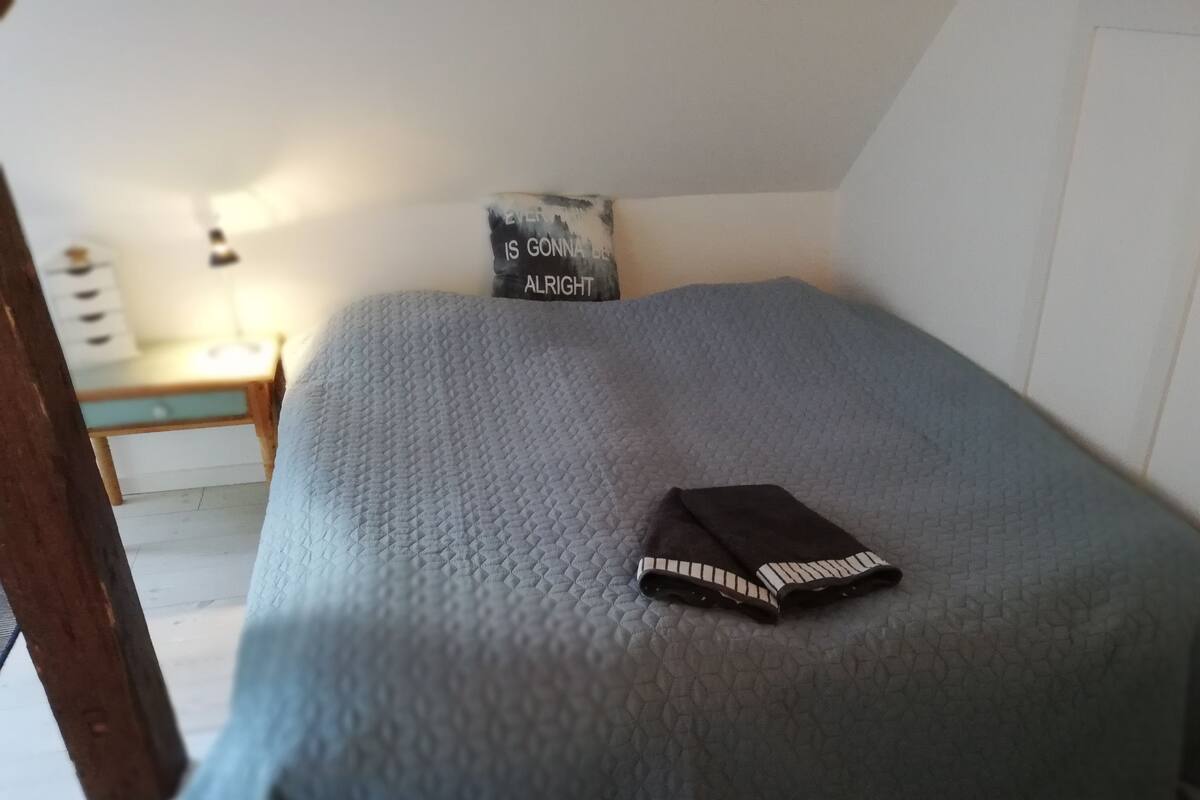 Quarto quádruplo | Escrivaninha, camas extras/dobráveis (sobretaxa), Wi-Fi de cortesia