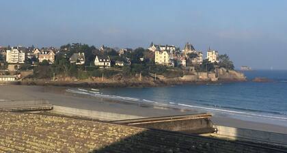 Charmant appartement Dinard centre ville Ă deux pas de la plage 4/6 personnes