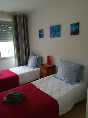 2 chambres, Wi-Fi gratuit, draps fournis