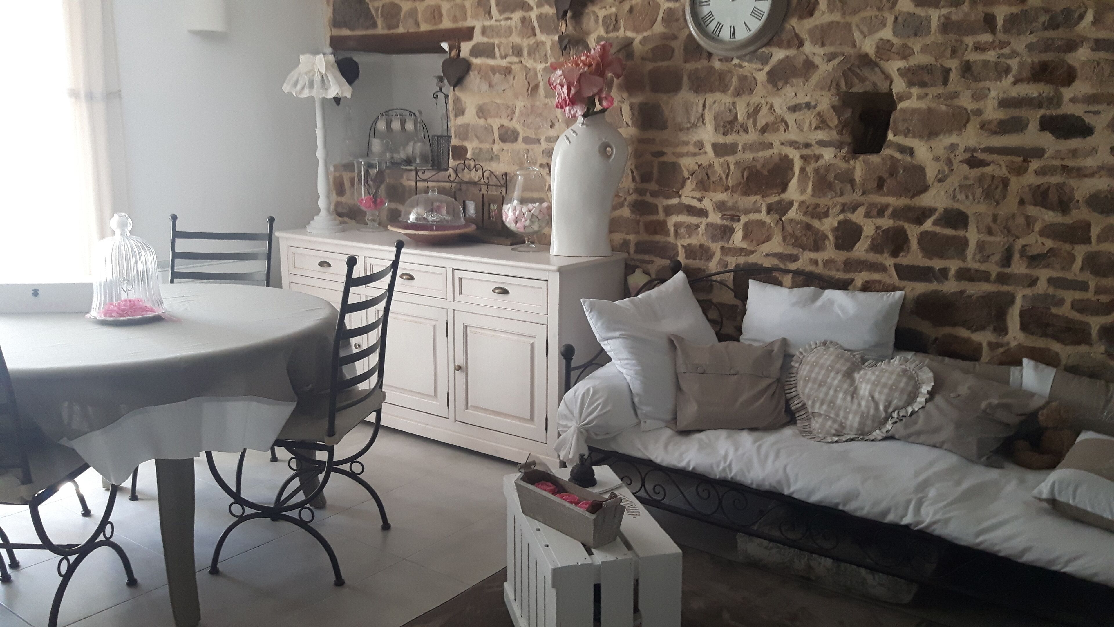 Bed and Breakfast 2 La Clef des Champs with breakfast