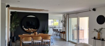 Near BORDEAUX, ST EMILION, BELLE DES VIGNES 8PERSONNES PRIVATE SWIMMING POOL